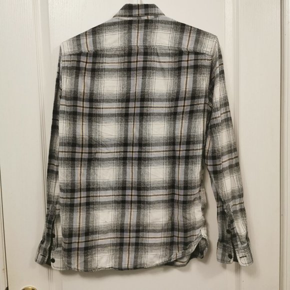 Men's Simple Gingham Long-Sleeve Button Up - Picture 5 of 6